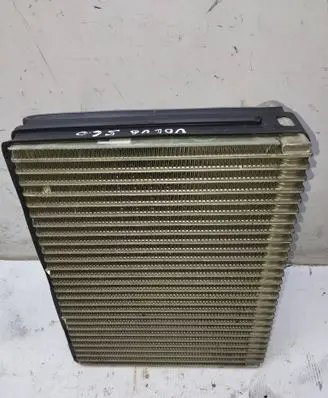 Air conditioning (A/C) radiator (interior)
