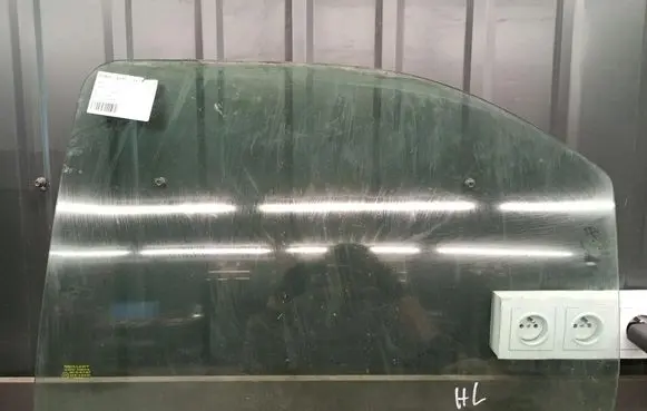 Ford Mondeo MK II Rear side window