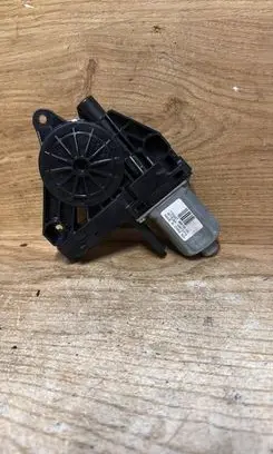 Volvo V70 Rear door window regulator motor 966265102