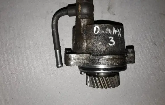 Isuzu D-Max Power steering pump 8981627490