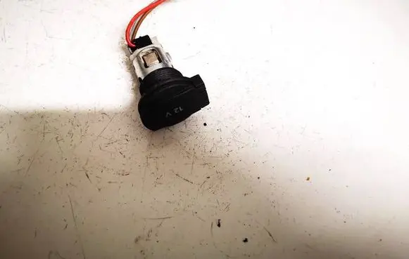 Renault Laguna III Cigarette lighter 