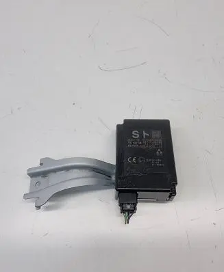 Lexus RX 450H Tire pressure control unit 8976048150