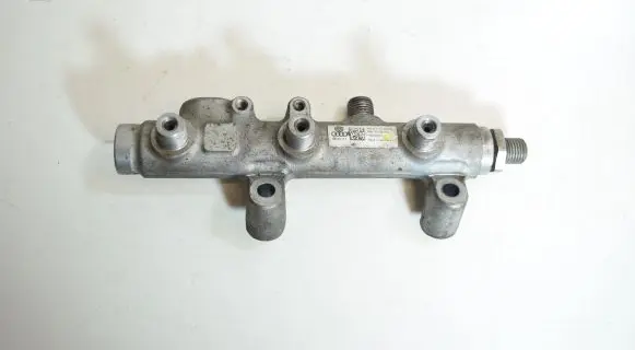 Audi A7 S7 4G Fuel main line pipe 059130090BS