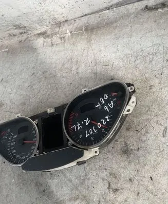 Audi A6 S6 C6 4F Speedometer (instrument cluster) 4F0920900