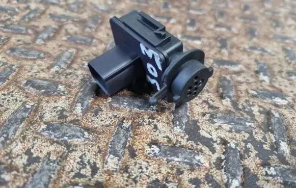 Mercedes-Benz A W177 Air quality sensor A0009054807