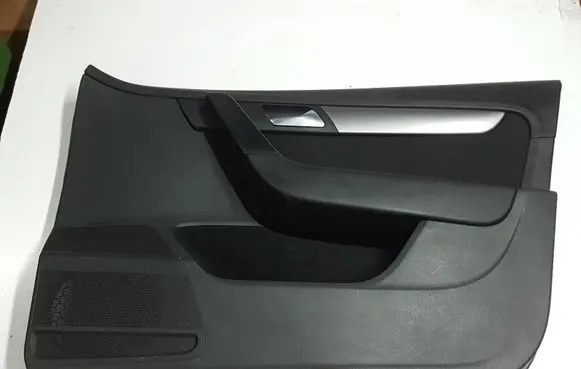 Volkswagen PASSAT B7 Front door card panel trim 