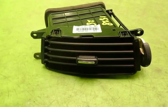 Hyundai i30 Dashboard side air vent grill/cover trim 974202L000