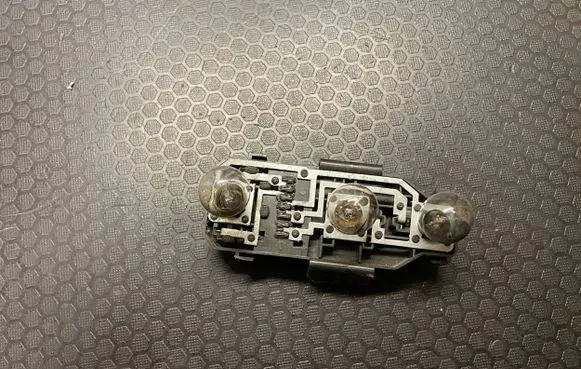 Audi A6 S6 C5 4B Tail light bulb cover holder BL3158B