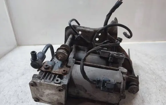 Mercedes-Benz S W222 Air suspension compressor/pump A2223200604