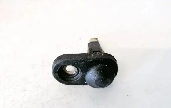 Toyota Avensis T250 Front door sensor 