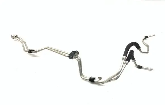Jaguar XJ X350 Gearbox oil cooler pipe/hose 02C2C40418