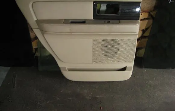 Lincoln Navigator Rear door card panel trim 7L747827407AB