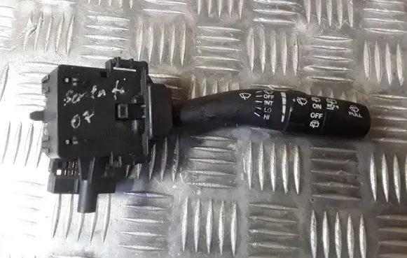 Hyundai Santa Fe Wiper control stalk 202004726 200002559 202004725