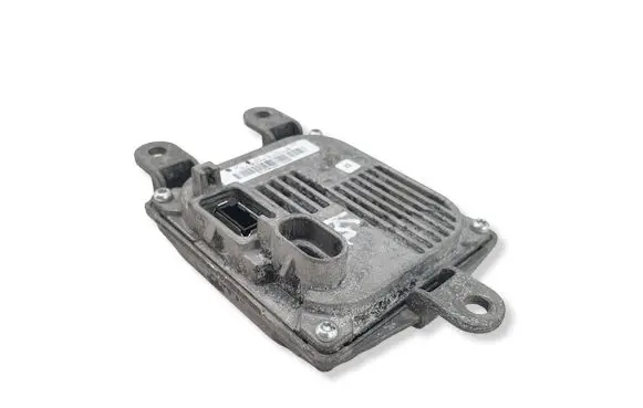 Skoda Octavia Mk2 (1Z) Headlight ballast module Xenon 35XT53D1 A074623132