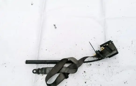 Peugeot Boxer Front seatbelt 7M0857705C 95VW611B09