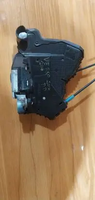 Toyota Verso Front door lock