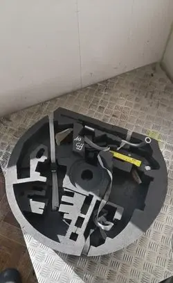 Audi A3 S3 8P Tool box 8p0012109a