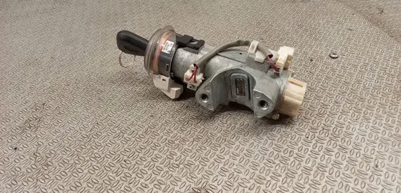 Subaru Impreza II Ignition lock 88215AG000