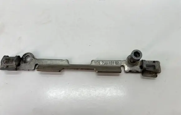 BMW 5 GT F07 Bracket in trunk/boot 7584401