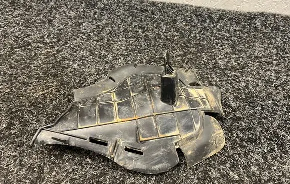 BMW X1 U11 Rain gutter 9478759 51719478759