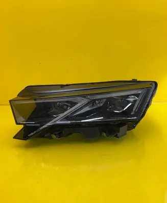 Skoda Octavia Mk4 Headlight/headlamp 5E4941035