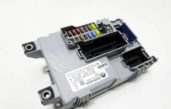 Fiat Doblo Fuse box set 00520946600 116RI000832 28603051