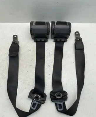 BMW 3 E46 Front seatbelt 8207955 040183 566243500