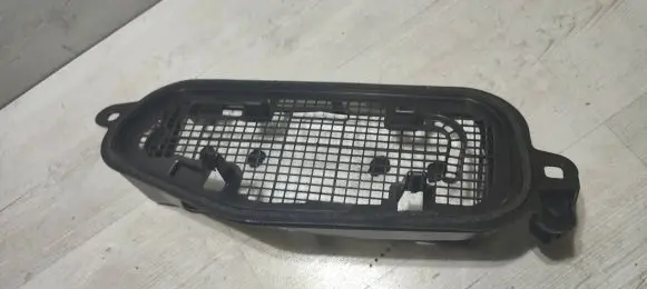 Opel Corsa F Other engine bay part 9826833180