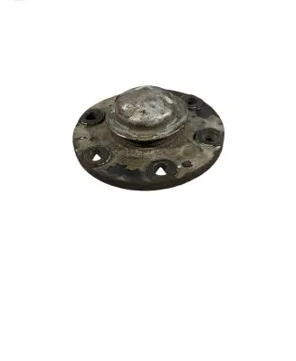 Mitsubishi L200 Front wheel hub