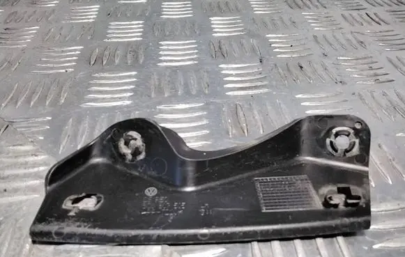 Volkswagen PASSAT B6 Front bumper mounting bracket 3C0807505