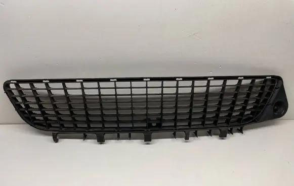 Opel Vectra C Front bumper lower grill 239263762 1300588