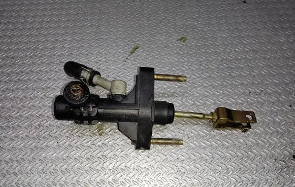 Toyota Yaris Clutch master cylinder