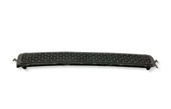 Volvo V70 Front bumper lower grill 30763113