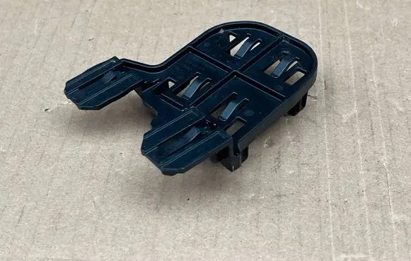 Volkswagen Polo V 6R Rear glass lock/latch E376 5QA907816