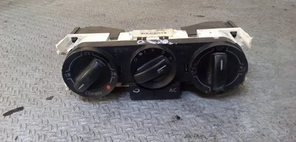 Volkswagen Polo Climate control unit 6Q0820045E