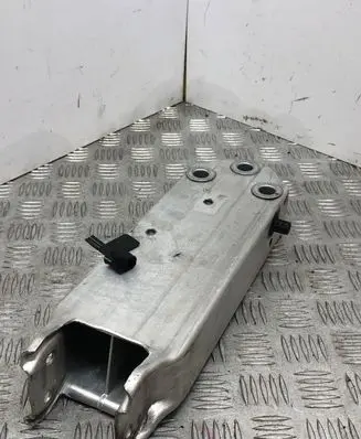BMW 7 F01 F02 F03 F04 Radiator support slam panel bracket 6924219 0083CH8584