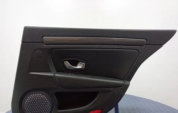 Renault Laguna III Door card panel trim set 829A05933R