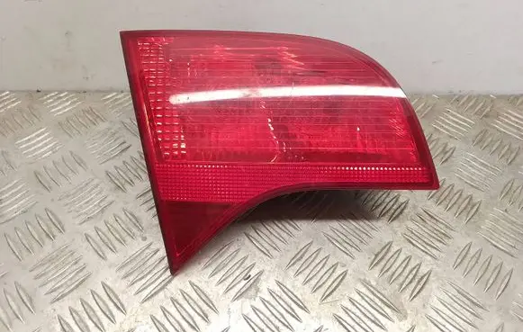 Audi A4 S4 B7 8E 8H Tailgate rear/tail lights 8E9945093