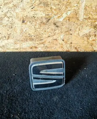 Seat Ibiza IV (6J,6P) Loading door exterior handle 6J0827565