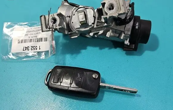 Volkswagen Golf V Ignition lock 1K0905851B IMPRK1552347