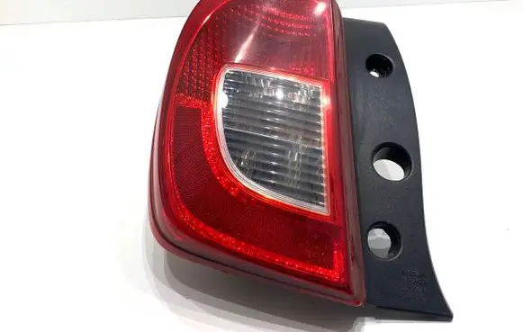 Nissan Micra Rear/tail lights 22017944