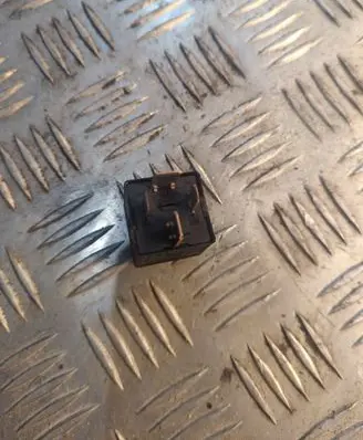 BMW 5 F10 F11 Other relay V23136J6X48