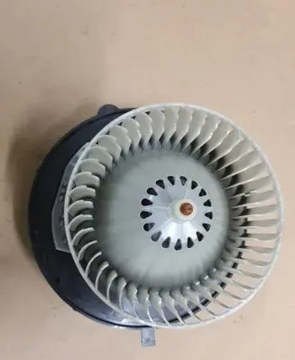 Volkswagen Tiguan Heater fan/blower 3QF819021 5Q0907521E