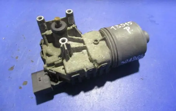 Skoda Fabia Mk1 (6Y) Front wiper linkage and motor 6Q1955119A