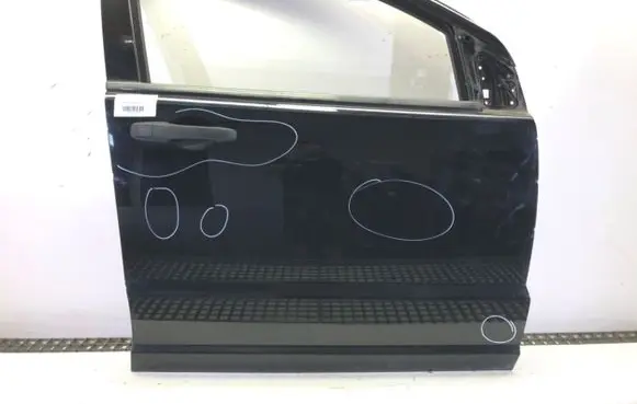 Dodge Caliber Front door