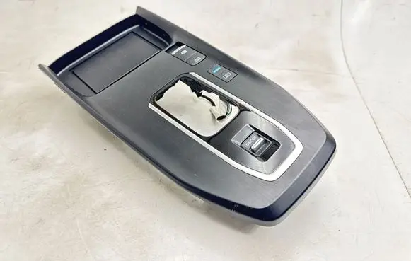 Nissan Qashqai J12 Center console decorative trim 969436UM5B