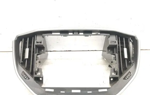 Maserati Ghibli Dash center air vent grill 6700190600