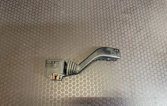 Opel Vectra B Indicator stalk 90181846 90213325 90228194