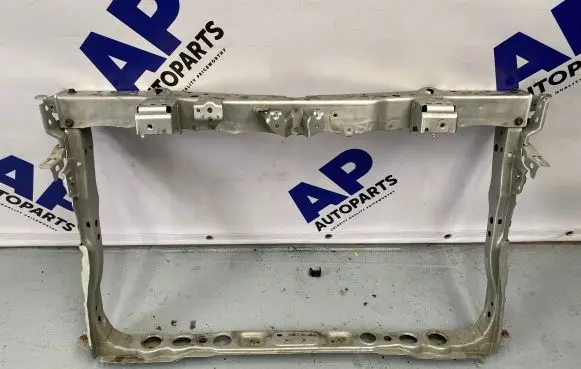 Toyota Prius (XW30) Radiator support slam panel