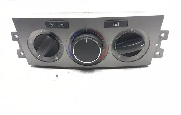 Opel Antara Climate control unit 95262212 K969